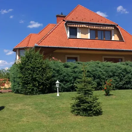 In Mit Eigenem Balkon Apartment